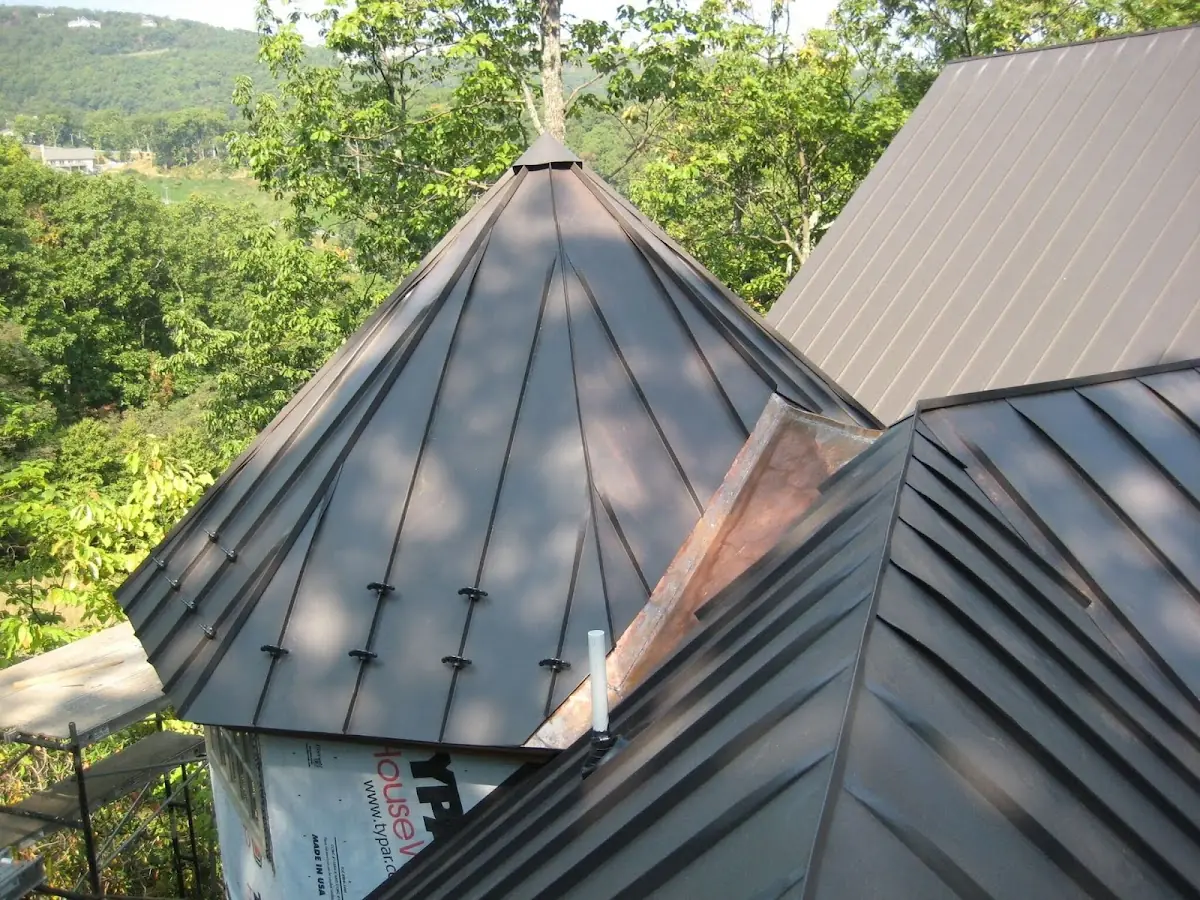 Professional Shingle Replacement & Repair by Craftsman Roofing in Latah Valley